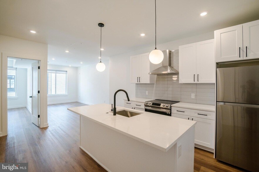 Foto principal - 5904 Germantown Ave