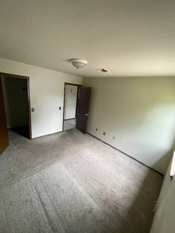 Foto del edificio - 222 N Hoke St