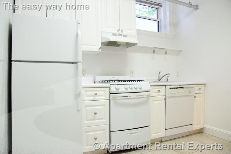 Photo - 18 Chauncy St Unit #B