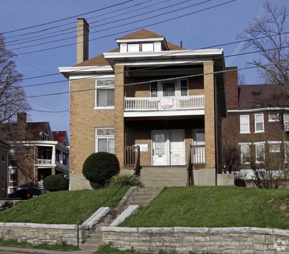 Building Photo - 3337 Reading Rd