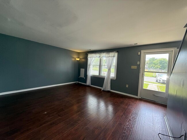 Building Photo - 134 Marin Dr