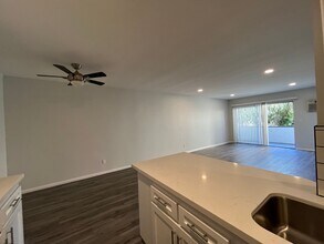 Interior Photo - 1635 North Martel Avenue