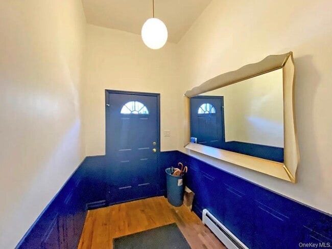 Building Photo - 166 Halsey St