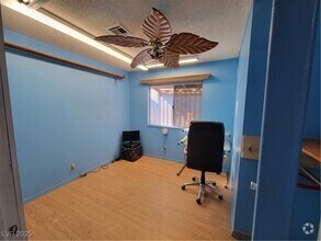 Building Photo - 4723 Desert Vista Rd