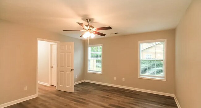 Building Photo - 9684 Pintail Trail