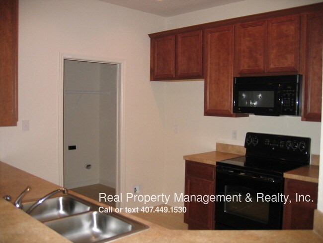 Foto del edificio - 3311 Whitestone Cir