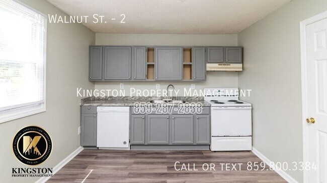 Foto del edificio - This 3 Bedroom 1 Bathroom is Now Available!!