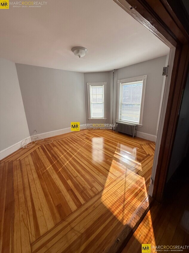 Foto principal - 76 Willow Ave