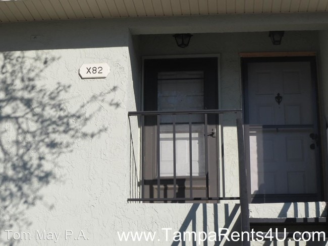 Building Photo - 3804 N Oak Dr