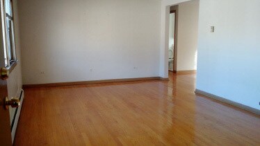 Building Photo - 6018 N Avondale Ave