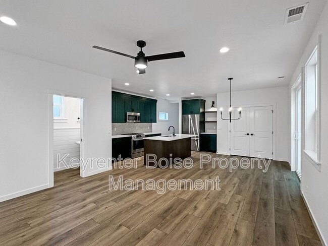 Building Photo - 3524 W Anderson St