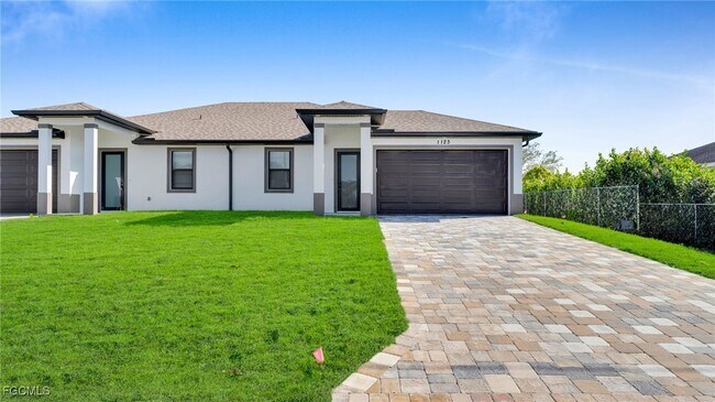 Foto del edificio - 1123 Hightower Ave S