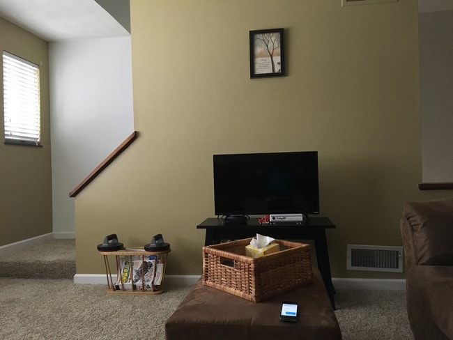 living room - 153 Palomino Dr