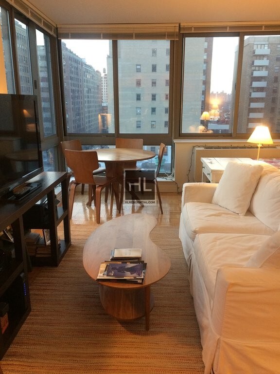 Foto del edificio - 1500 Lexington Ave