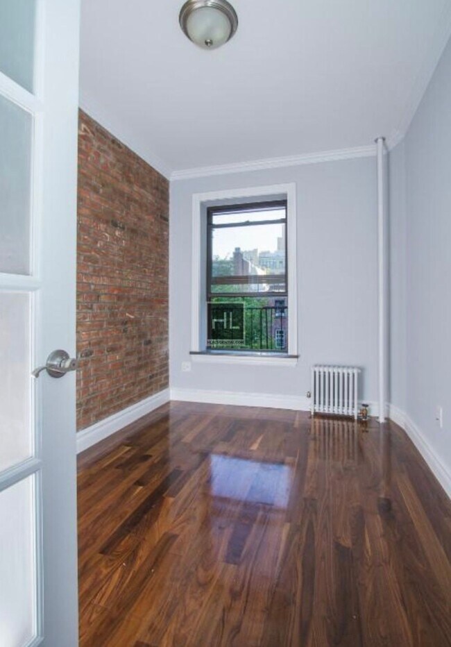 Foto del edificio - W 21ST ST.