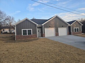 Building Photo - 1955 McCutchen Rd