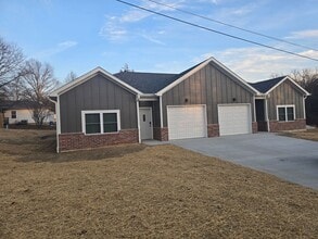 Building Photo - 1955 McCutchen Rd