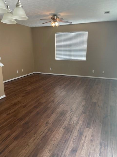 Building Photo - 402 Chatooga Ln