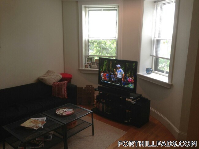 Building Photo - 8 Alvah Kittredge Park