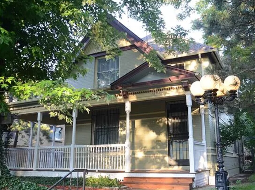 Primary Photo - 1645 Race St