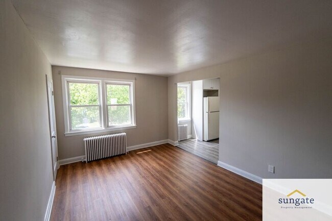 Foto del edificio - 1410 Dartmouth Ave