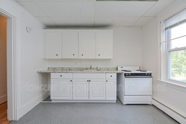 Building Photo - 7 Creedway