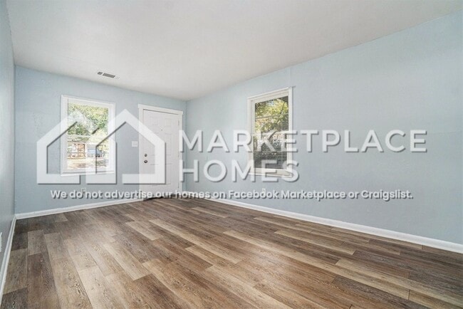 Foto del edificio - 2842 Mango Cir NW