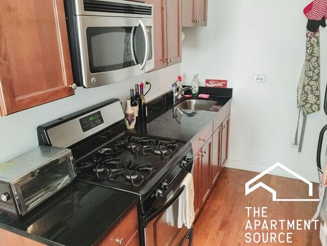 Foto del edificio - 3814 N Sheffield Ave