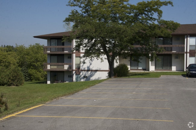 Golfview Terrace Apartments - Rivers Edge Apartments