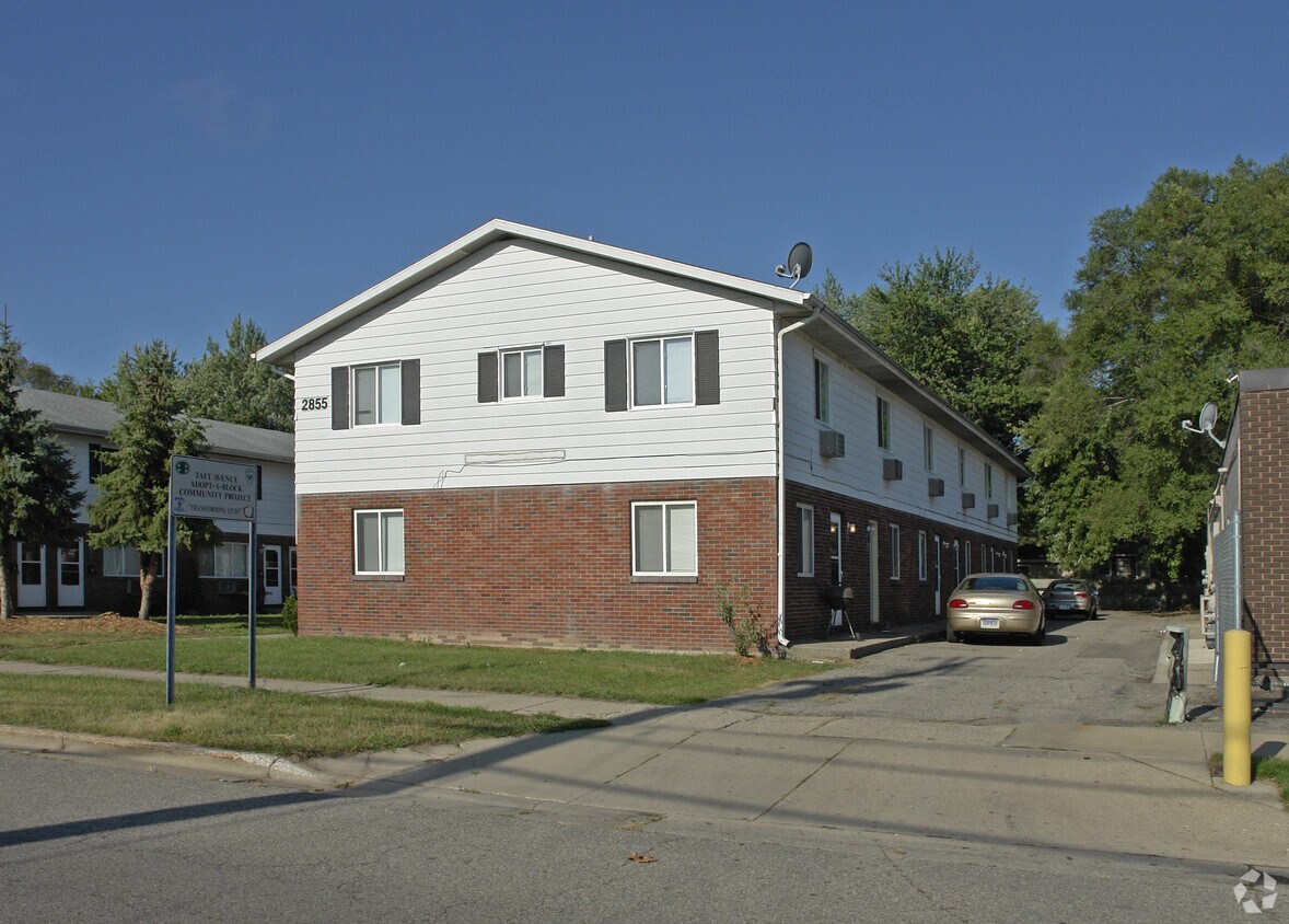 Foto principal - 2855 Taft Ave SW
