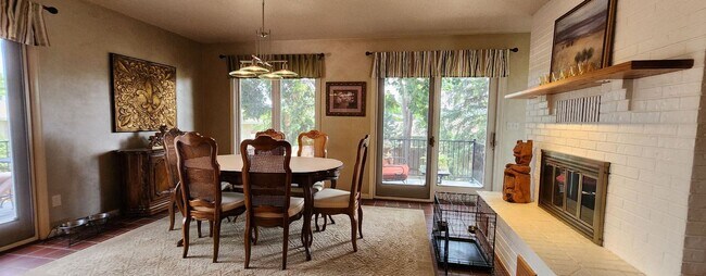 Foto del edificio - One-of-a-Kind 4 Bed, 4 Bath Gem