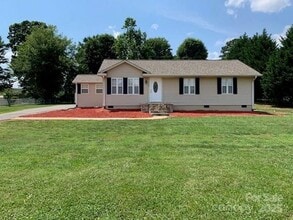 Building Photo - 3428 Clarks Chapel Rd