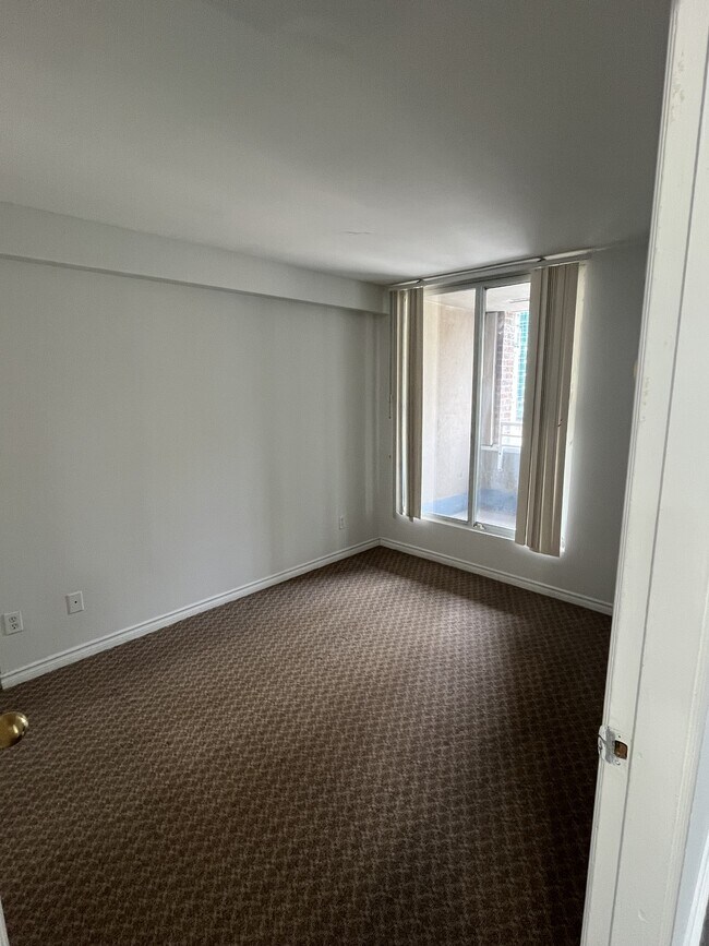 Photo du bâtiment - 1278 Granville St