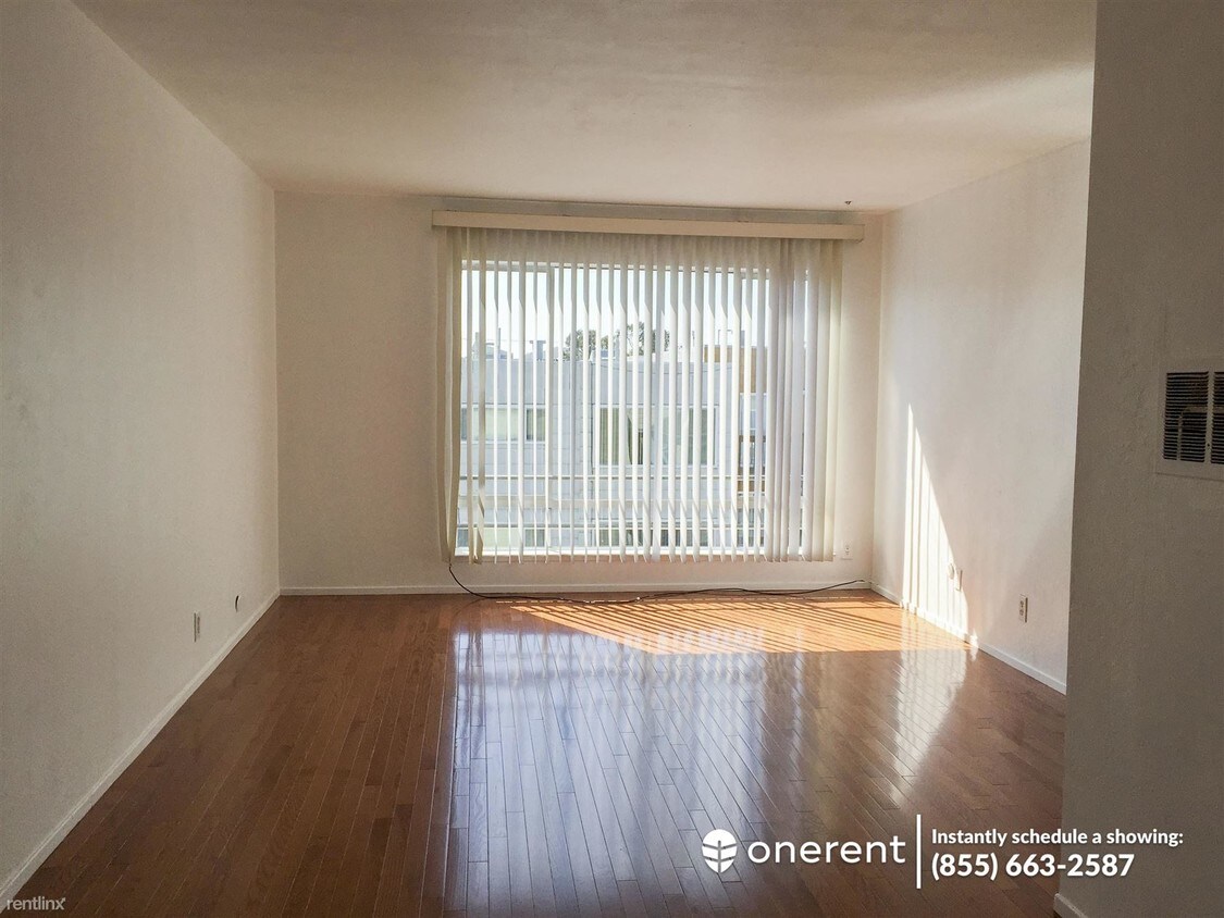 Primary Photo - 359 11th Ave