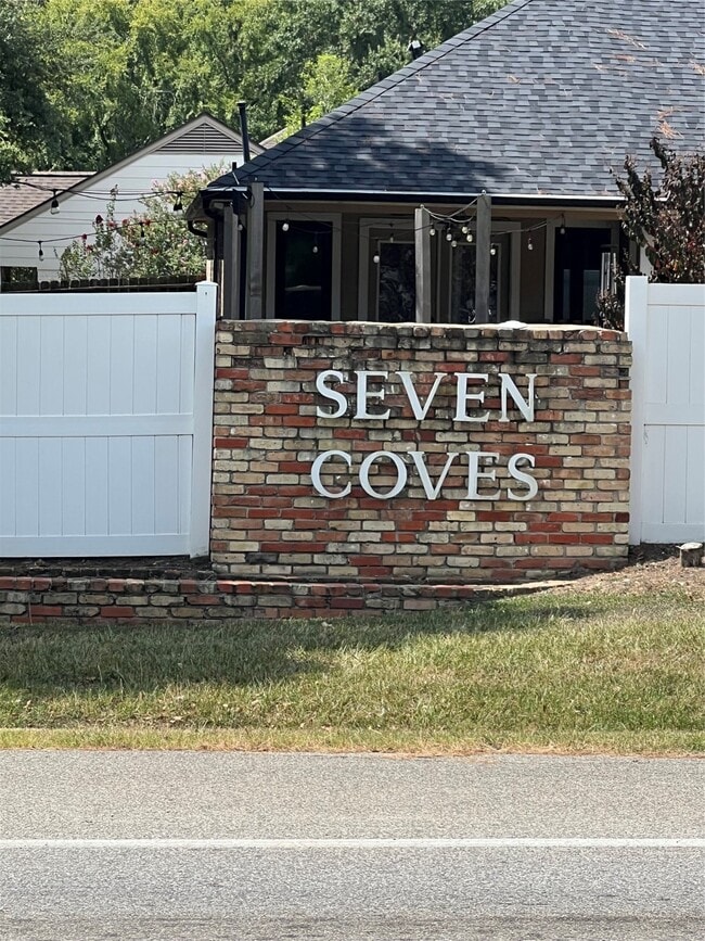 Building Photo - 7041 Kingston Cove Ln