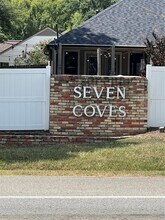 Building Photo - 7041 Kingston Cove Ln