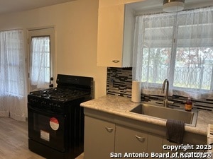 Foto del edificio - 215 Tansyl Dr