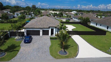 Building Photo - 29352 SW 178th Ave