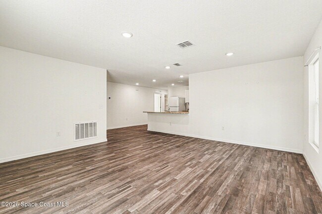 Foto del edificio - 711 Darlington Ave SW