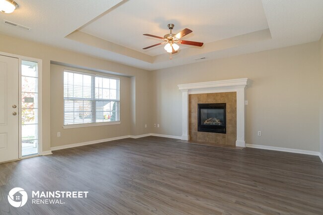 Building Photo - 1605 NW Hilltop Ln