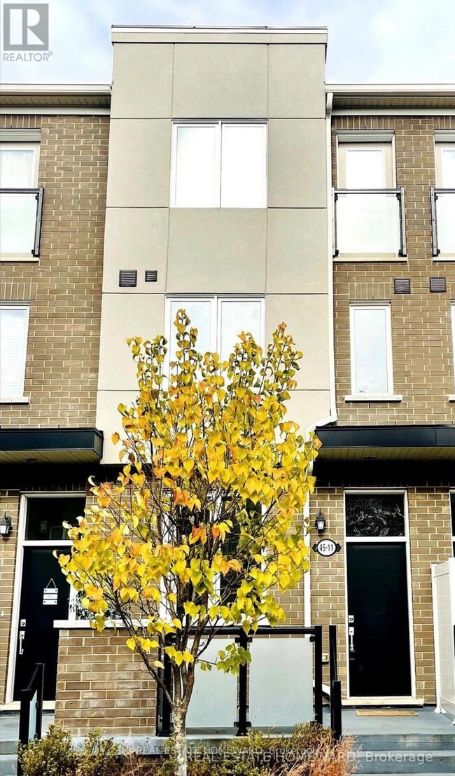 Building Photo - 45-45 Heron Park Pl
