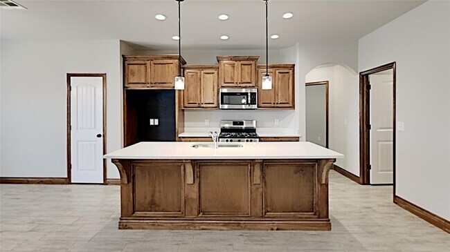 Building Photo - 7044 Hidden Trail Ln