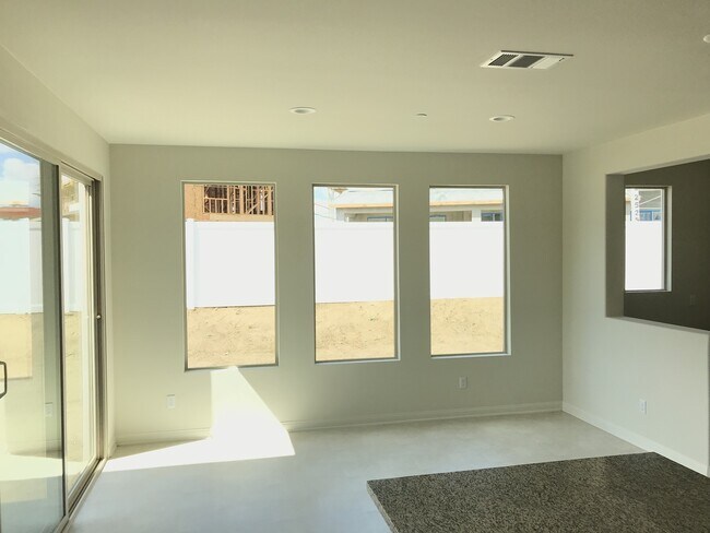 Foto del edificio - Executive Style  7 Bedroom, 5.5 Bath Singl...