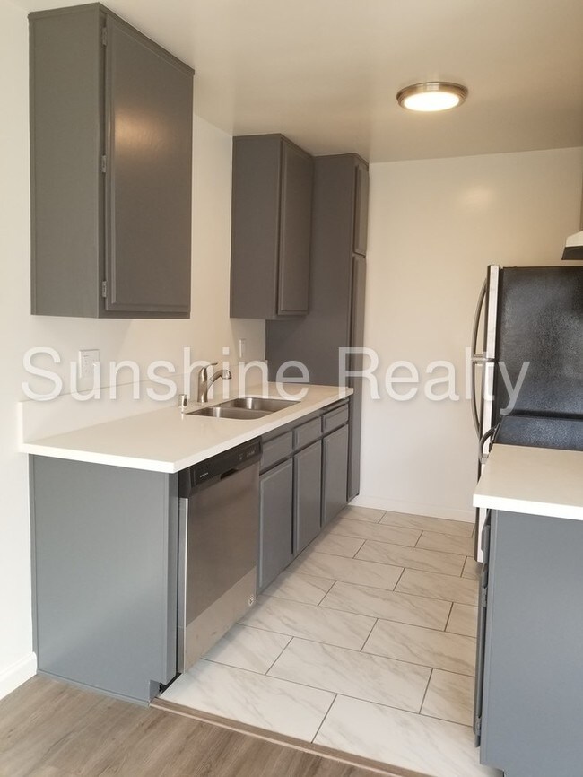 Foto del edificio - Newly renovated 1-bedroom
