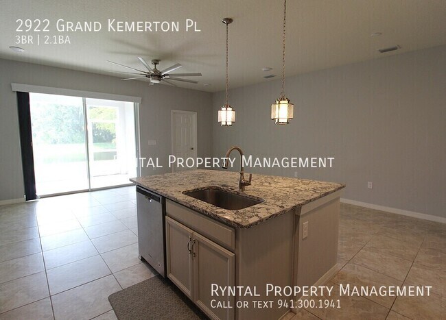 Foto del edificio - 2922 Grand Kemerton Pl