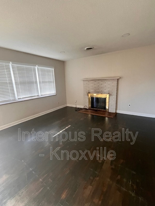 Foto del edificio - 1904 Southdale Rd SW