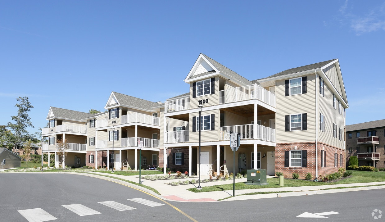 Primary Photo - Village Park at Paladin