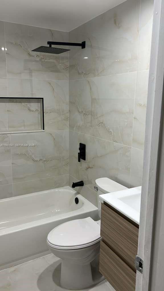Foto del edificio - 630 SE 3rd Pl