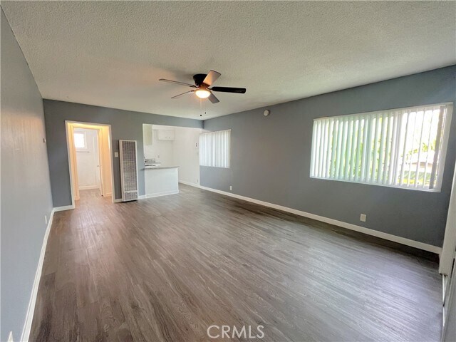 Foto del edificio - 4750 W Broadway