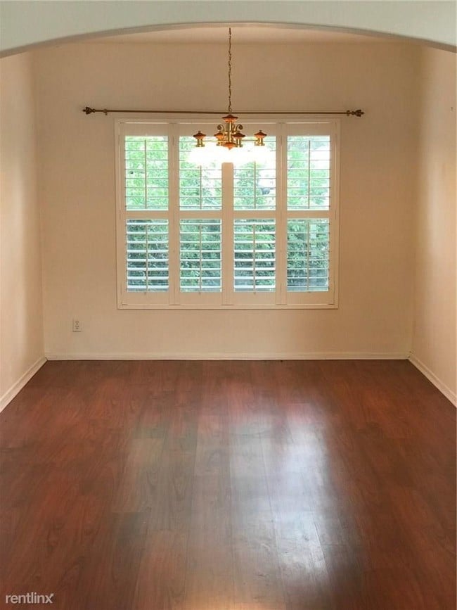 Building Photo - 7764 Hibiscus Ln